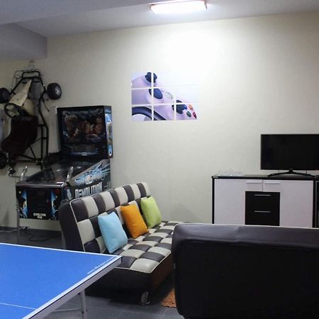 Villa Quinze - Luxurious 3 Bedroom Villa With Private Pool And Games Room & Amazing Views Ponta Delgada  Buitenkant foto