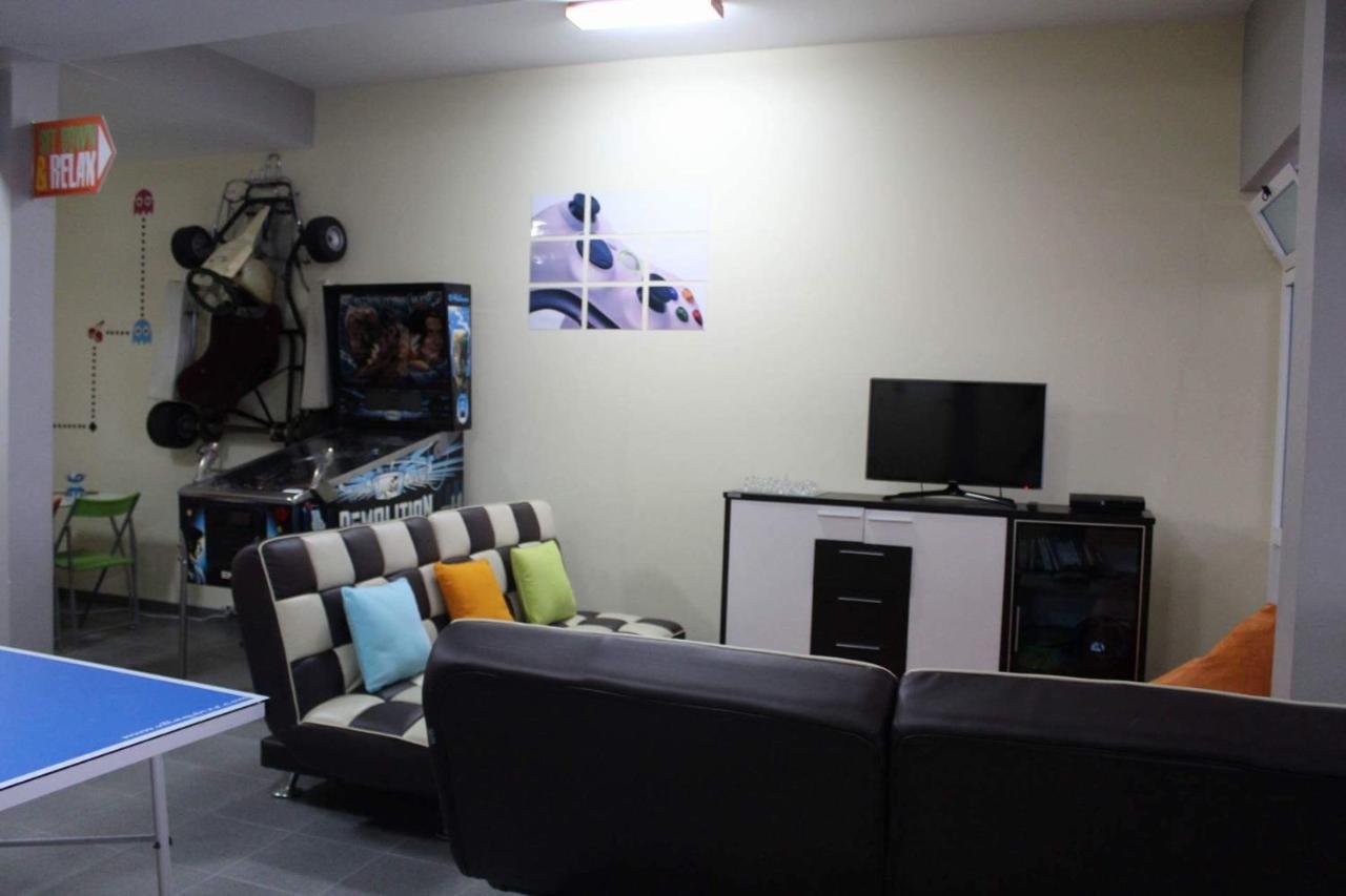Villa Quinze - Luxurious 3 Bedroom Villa With Private Pool And Games Room & Amazing Views Ponta Delgada  Buitenkant foto